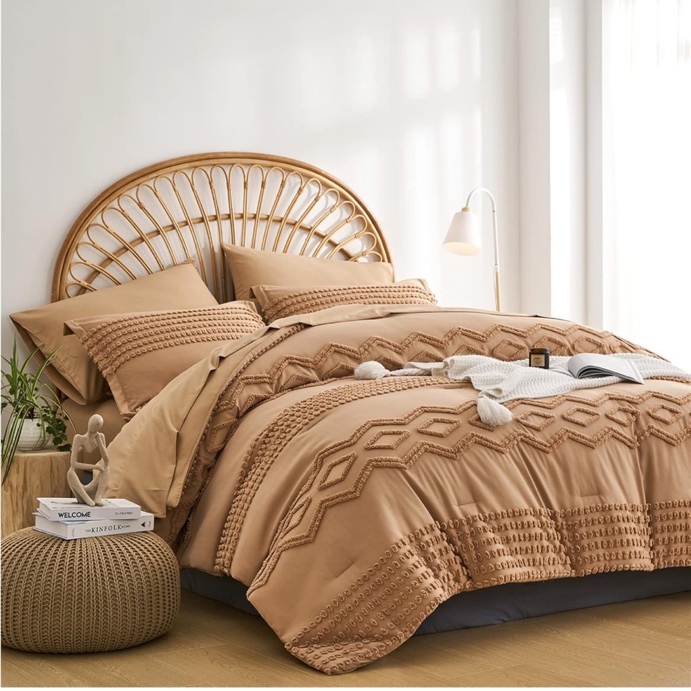 Elegant Tan Bedding Set